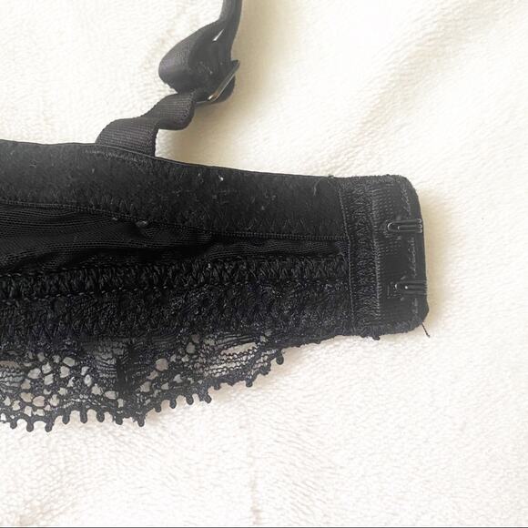Calvin Klein Black Lace Bra sz 34D Underwire Bra - Picture 6 of 6